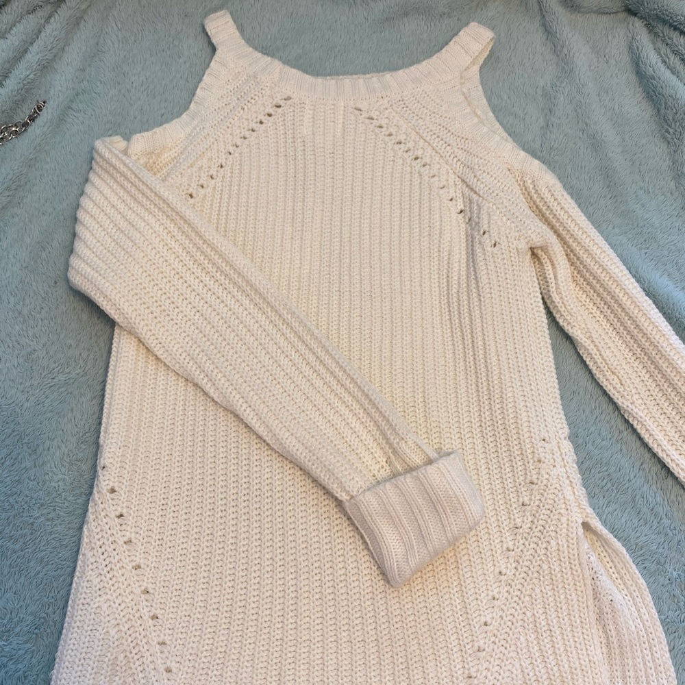 Hippie Rose Cold shoulder ivory pull over sweater